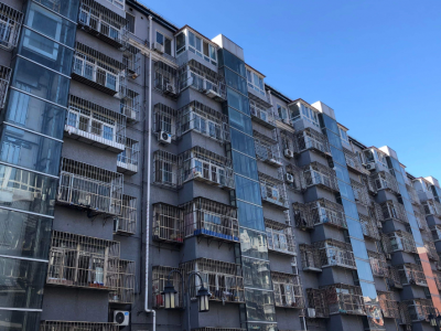 小區(qū)電梯案例